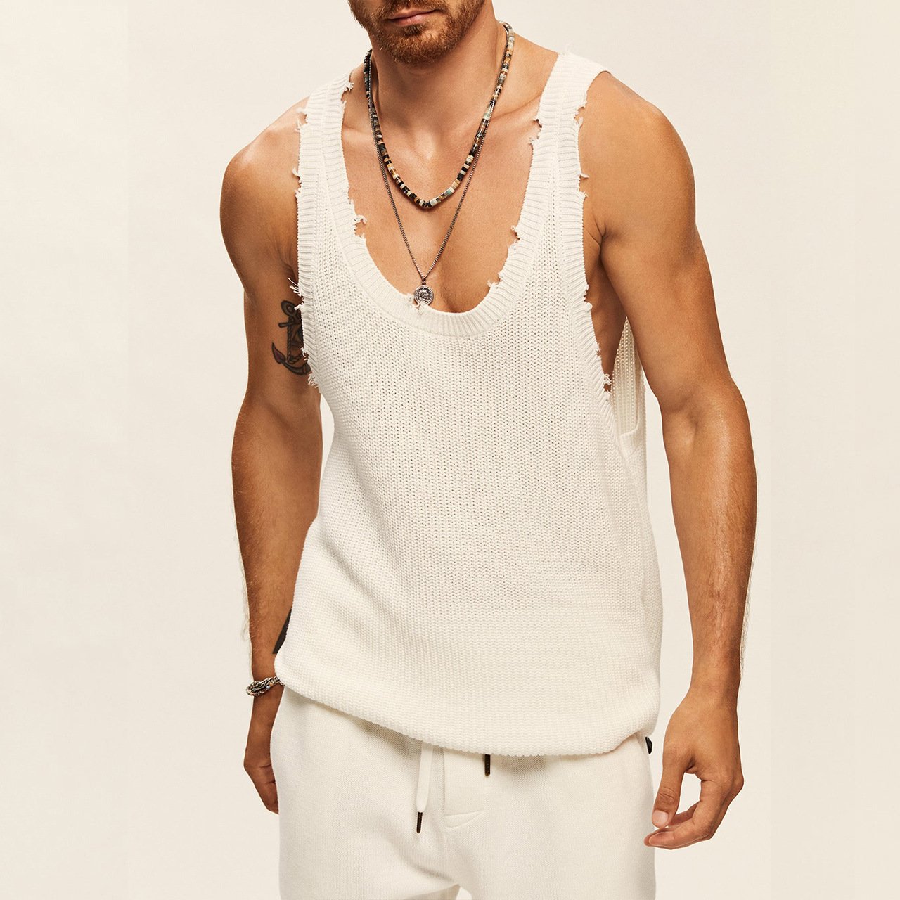 Knitted sleeveless raw hem low cut u neck solid top | dmunderwear